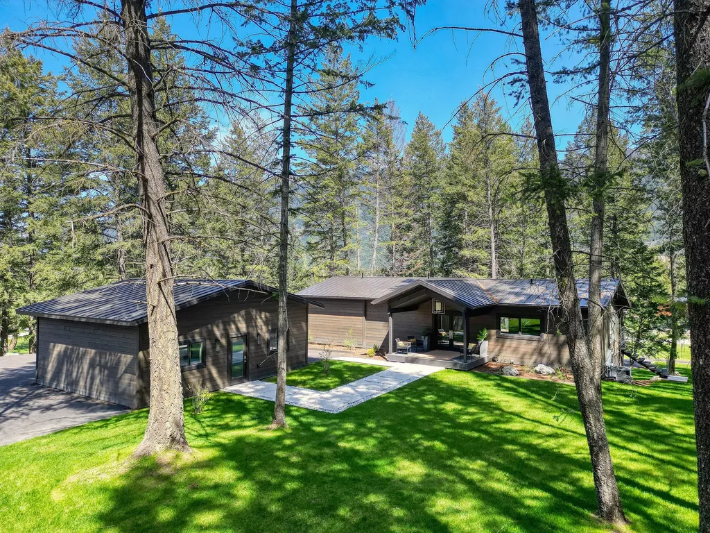 1100 Mooring Road Columbia Falls MT 59912