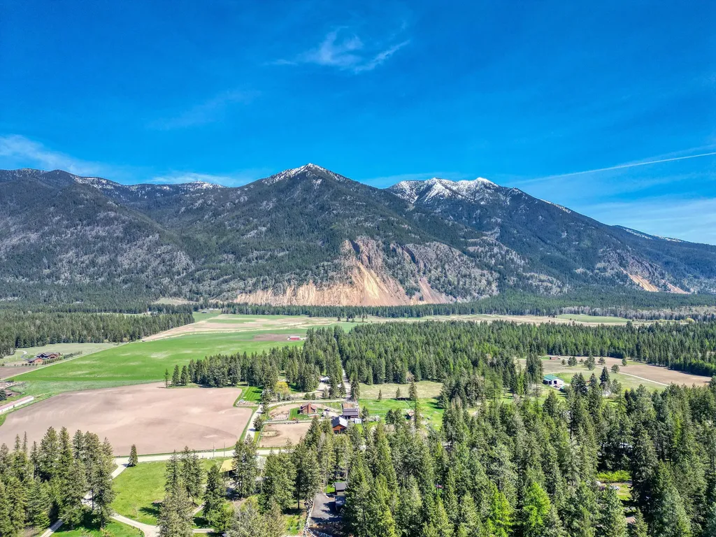 1100 Mooring Road Columbia Falls MT 59912