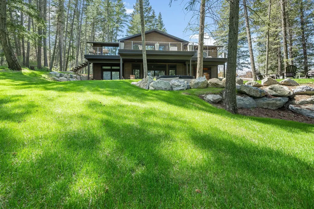 1100 Mooring Road Columbia Falls MT 59912