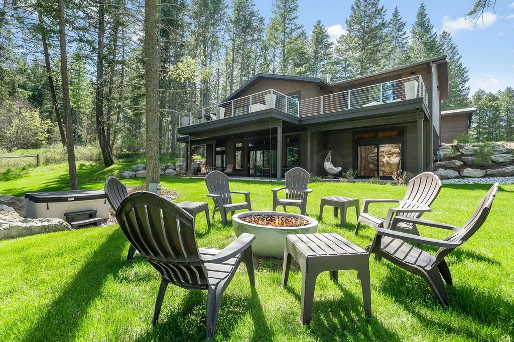 1100 Mooring Road Columbia Falls MT 59912