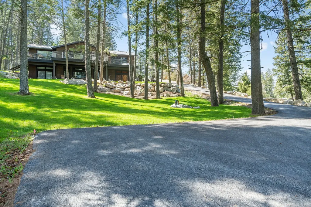 1100 Mooring Road Columbia Falls MT 59912