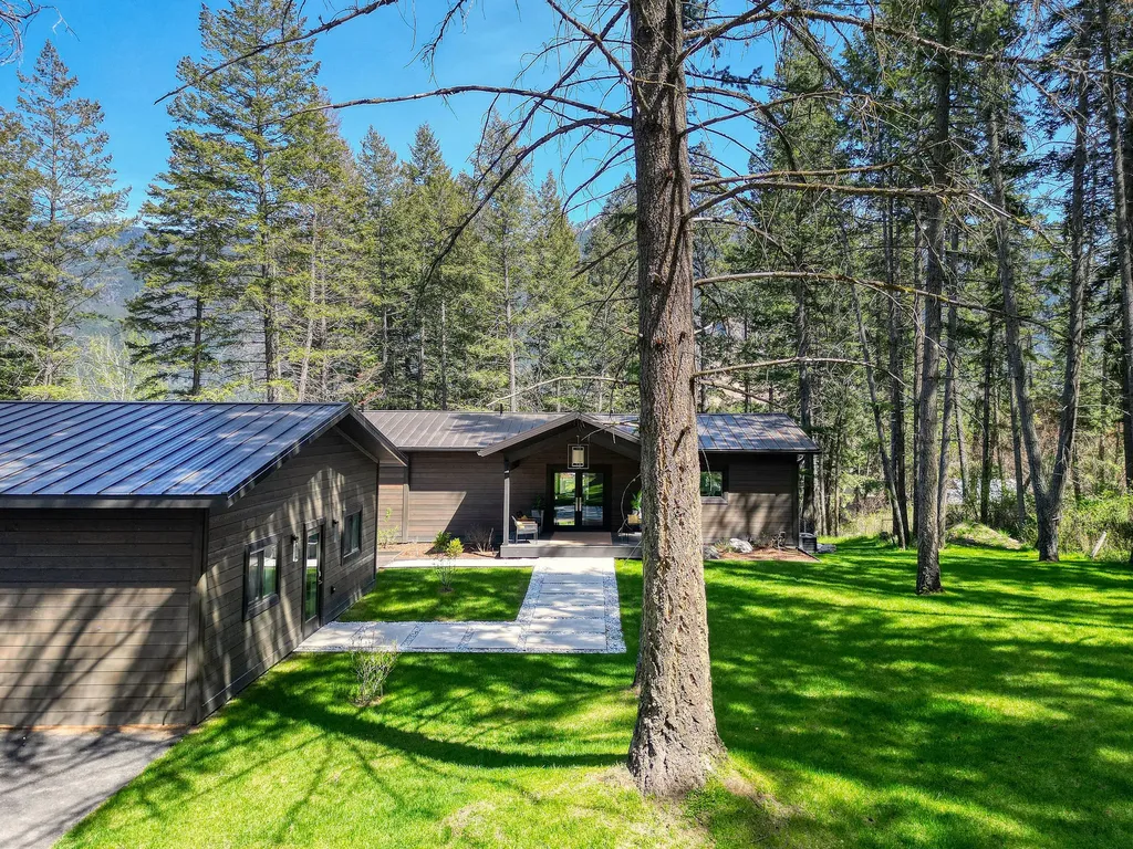 1100 Mooring Road Columbia Falls MT 59912