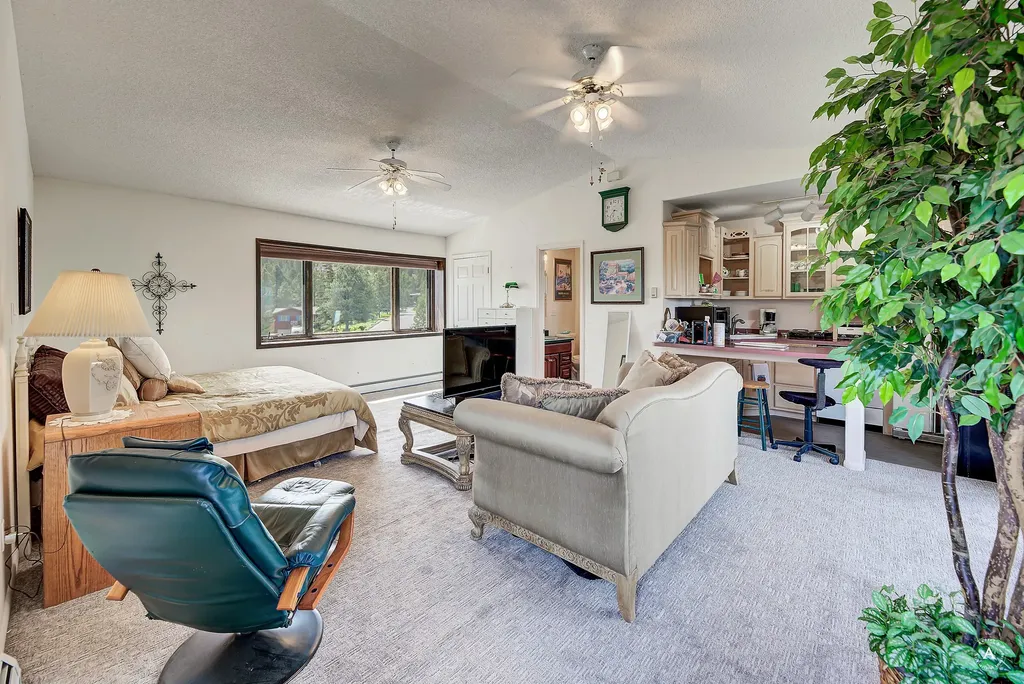 1644 Gold Rush Avenue Helena MT 59601