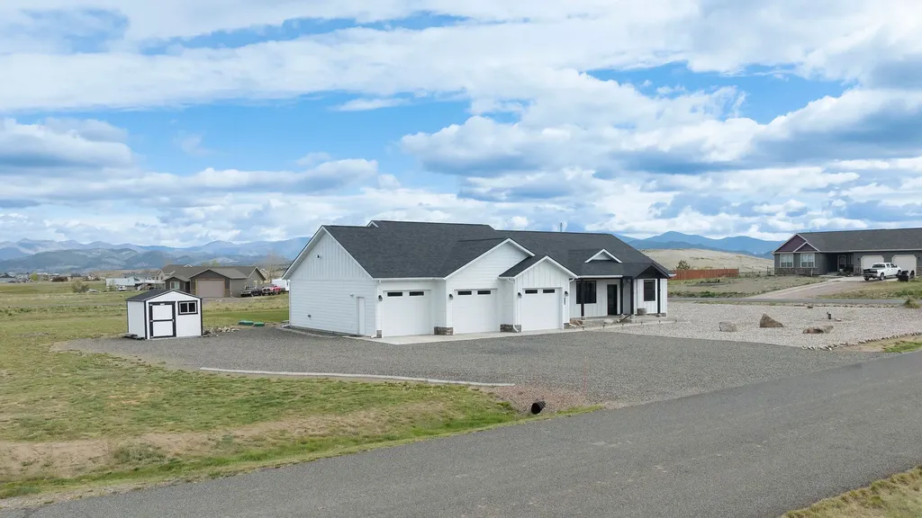 4370 Pearl Court Helena MT 59602