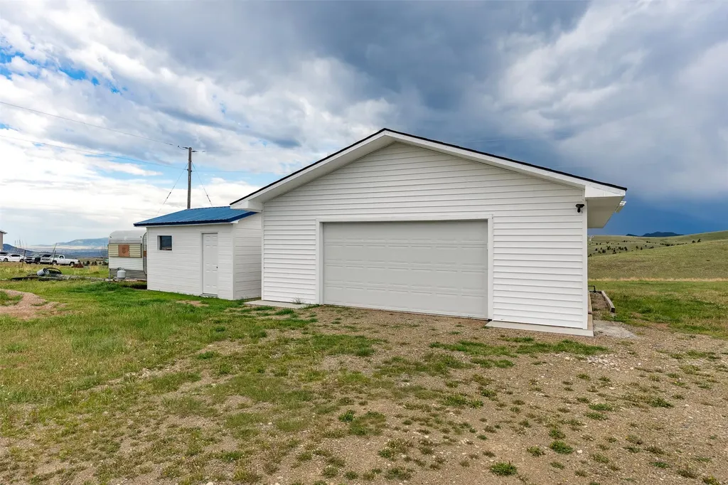 6751 Raven Road Helena MT 59602