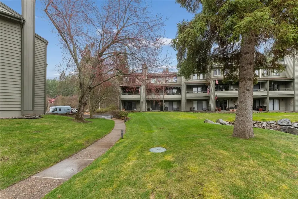 270 Bridge Street Bigfork MT 59911