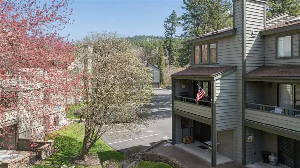 270 Bridge Street Bigfork MT 59911