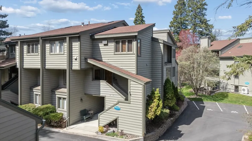 270 Bridge Street Bigfork MT 59911