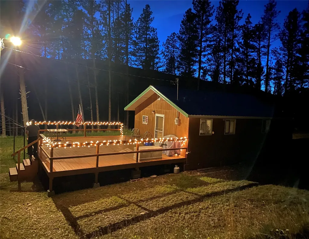 9 Sun Ridge Lane Monarch MT 59463