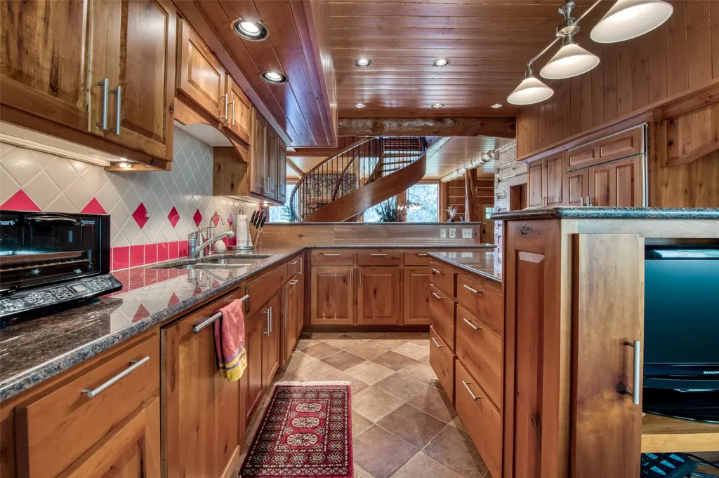 77 Alta Meadow Trail Darby MT 59829