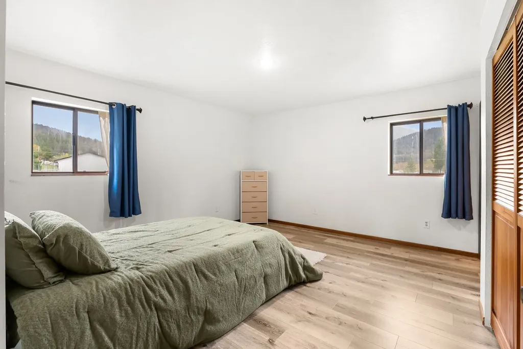 3335 Timberedge Drive Clinton MT 59825