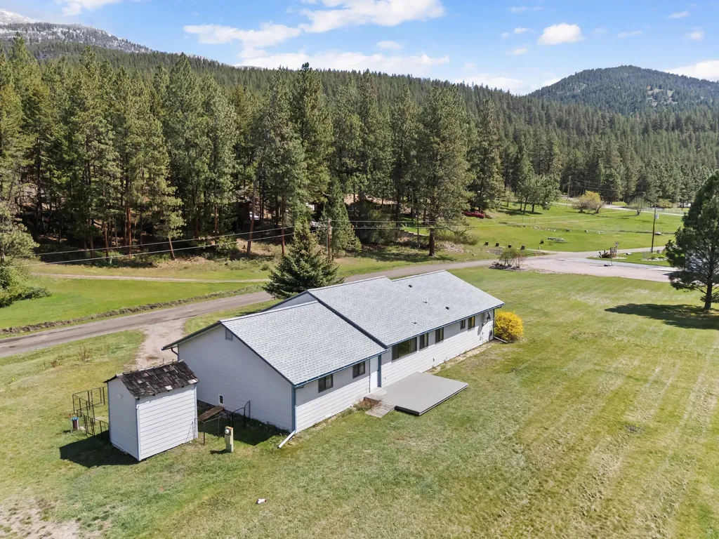 3335 Timberedge Drive Clinton MT 59825