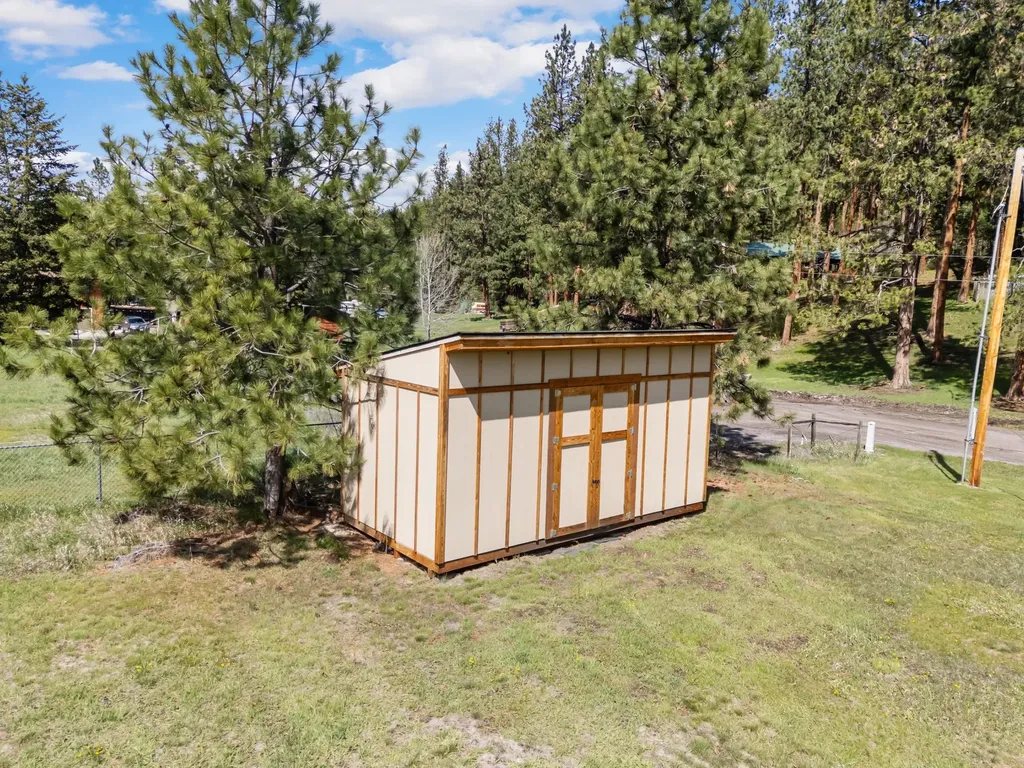 3335 Timberedge Drive Clinton MT 59825