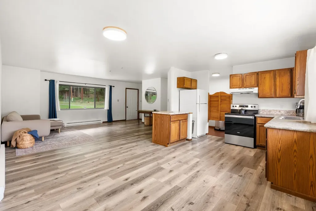 3335 Timberedge Drive Clinton MT 59825