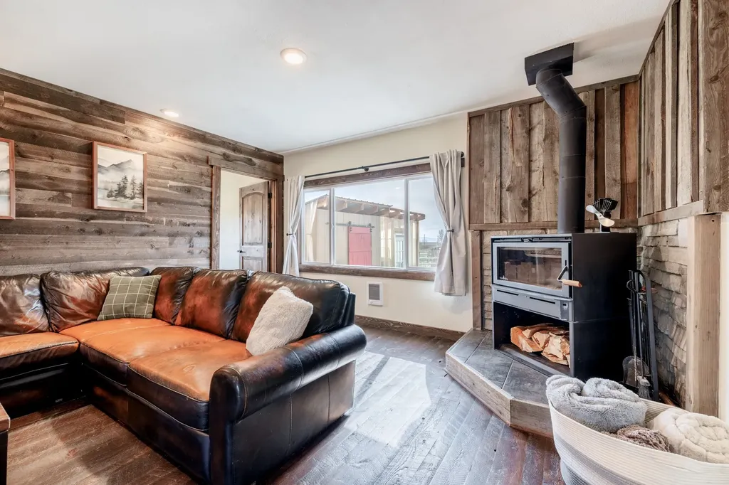 1025 View Road Helena MT 59602