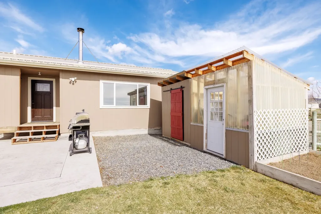 1025 View Road Helena MT 59602