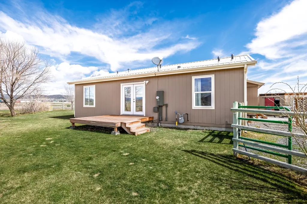 1025 View Road Helena MT 59602