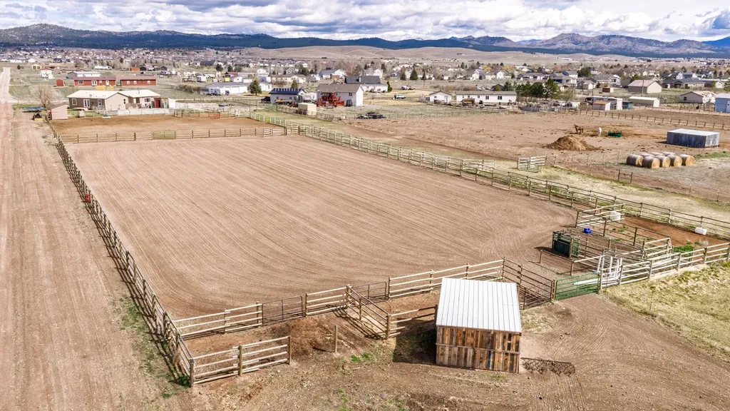 1025 View Road Helena MT 59602