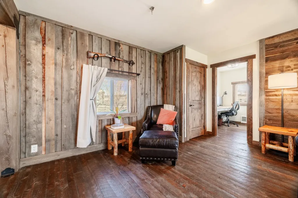 1025 View Road Helena MT 59602