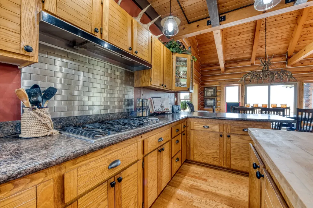 1288 Golf Course Road Hamilton MT 59840