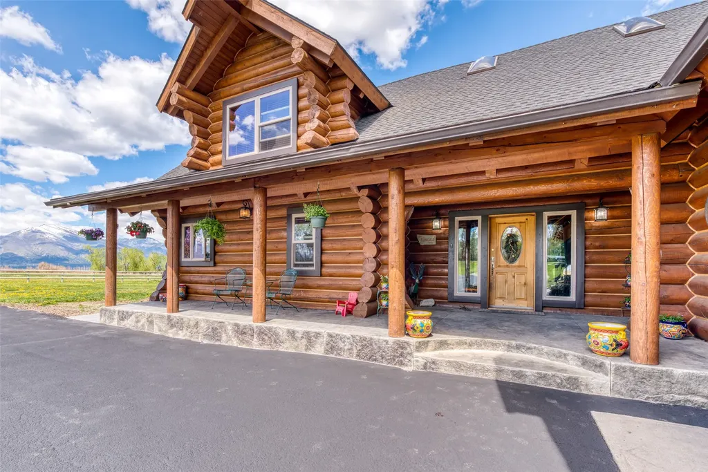 1288 Golf Course Road Hamilton MT 59840