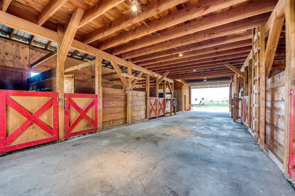 1288 Golf Course Road Hamilton MT 59840