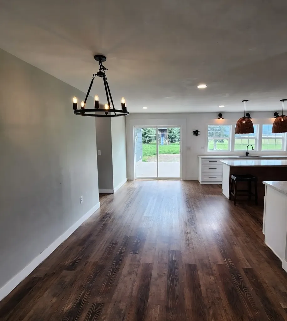 12 Stonebrook Lane Plains MT 59859