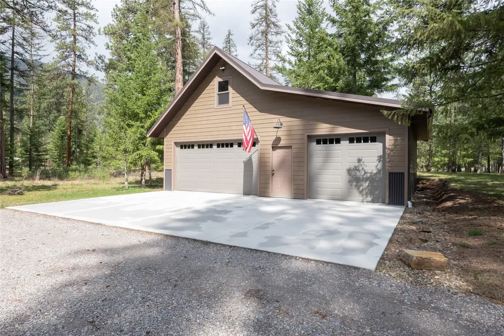 528 Quarter Circle Cross Drive St Regis MT 59866