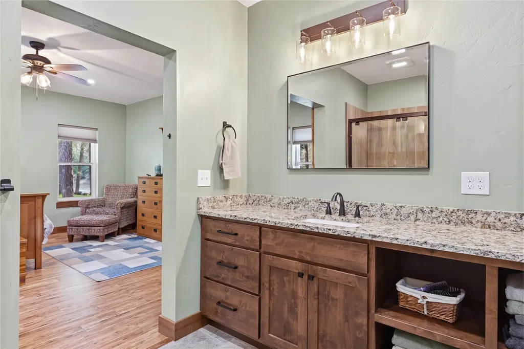528 Quarter Circle Cross Drive St Regis MT 59866