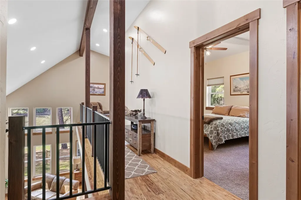 528 Quarter Circle Cross Drive St Regis MT 59866