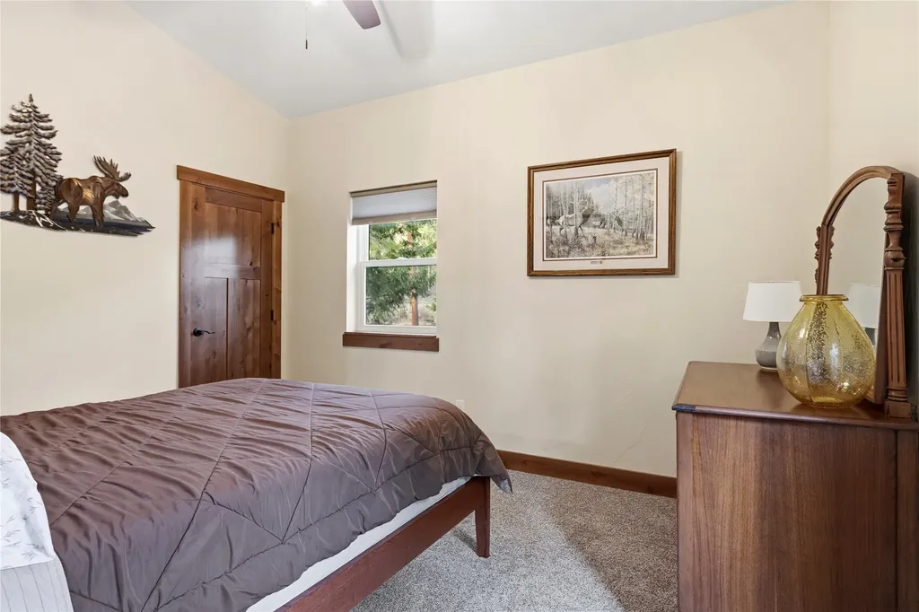 528 Quarter Circle Cross Drive St Regis MT 59866