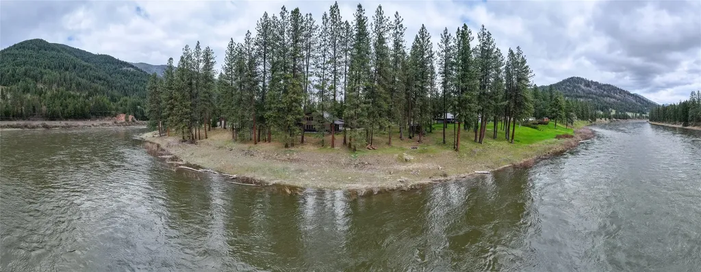 528 Quarter Circle Cross Drive St Regis MT 59866