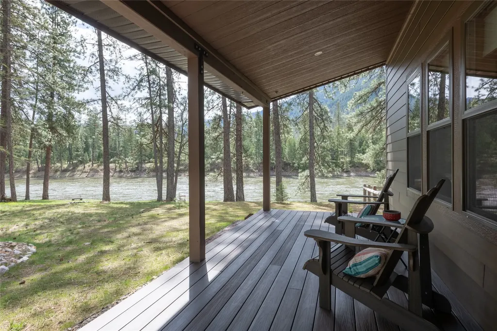 528 Quarter Circle Cross Drive St Regis MT 59866