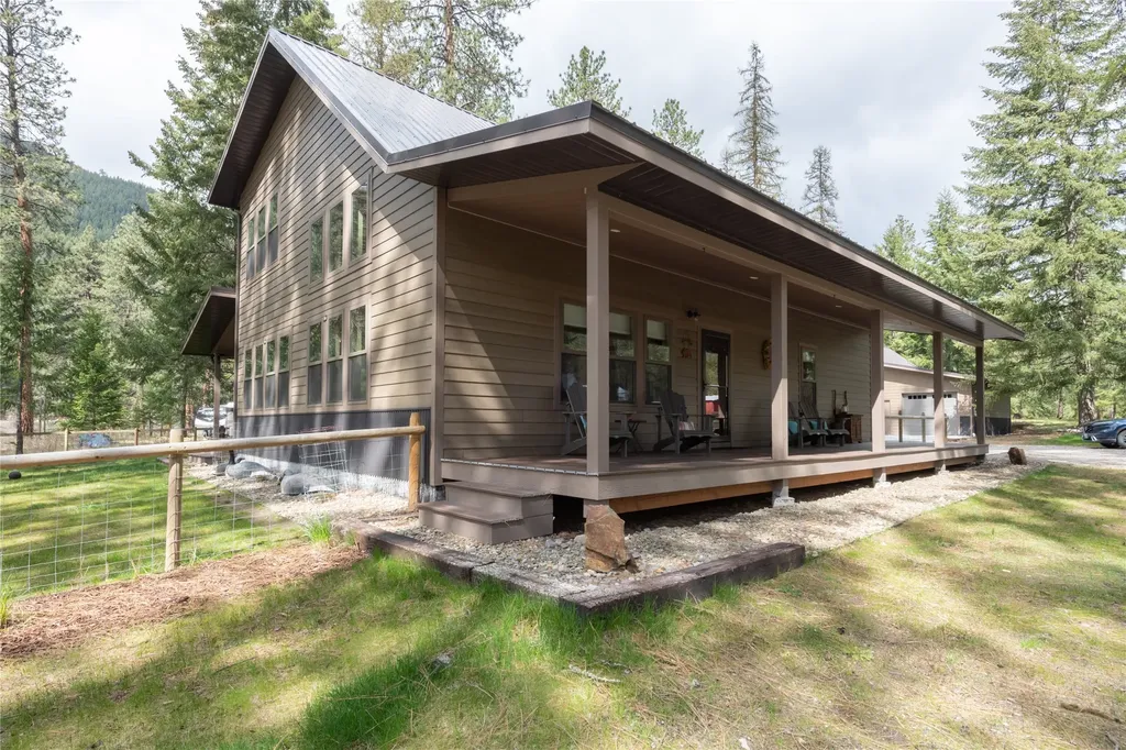 528 Quarter Circle Cross Drive St Regis MT 59866