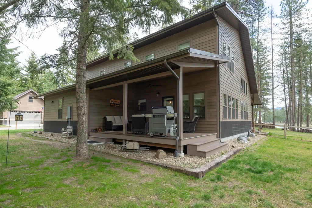 528 Quarter Circle Cross Drive St Regis MT 59866
