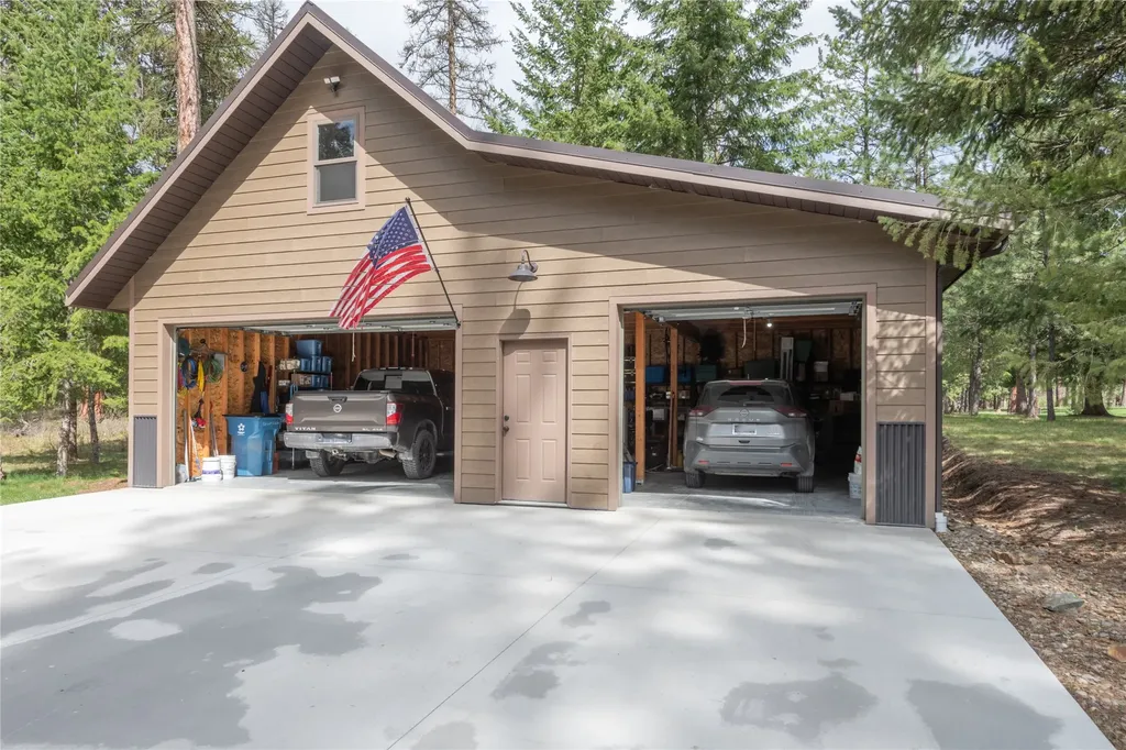 528 Quarter Circle Cross Drive St Regis MT 59866