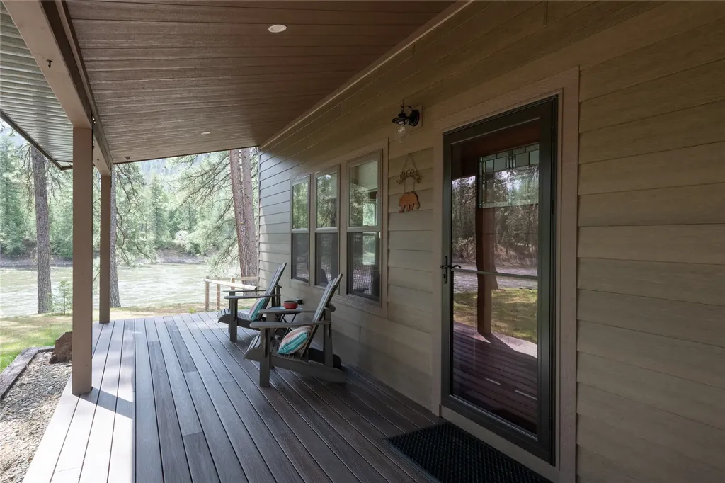 528 Quarter Circle Cross Drive St Regis MT 59866