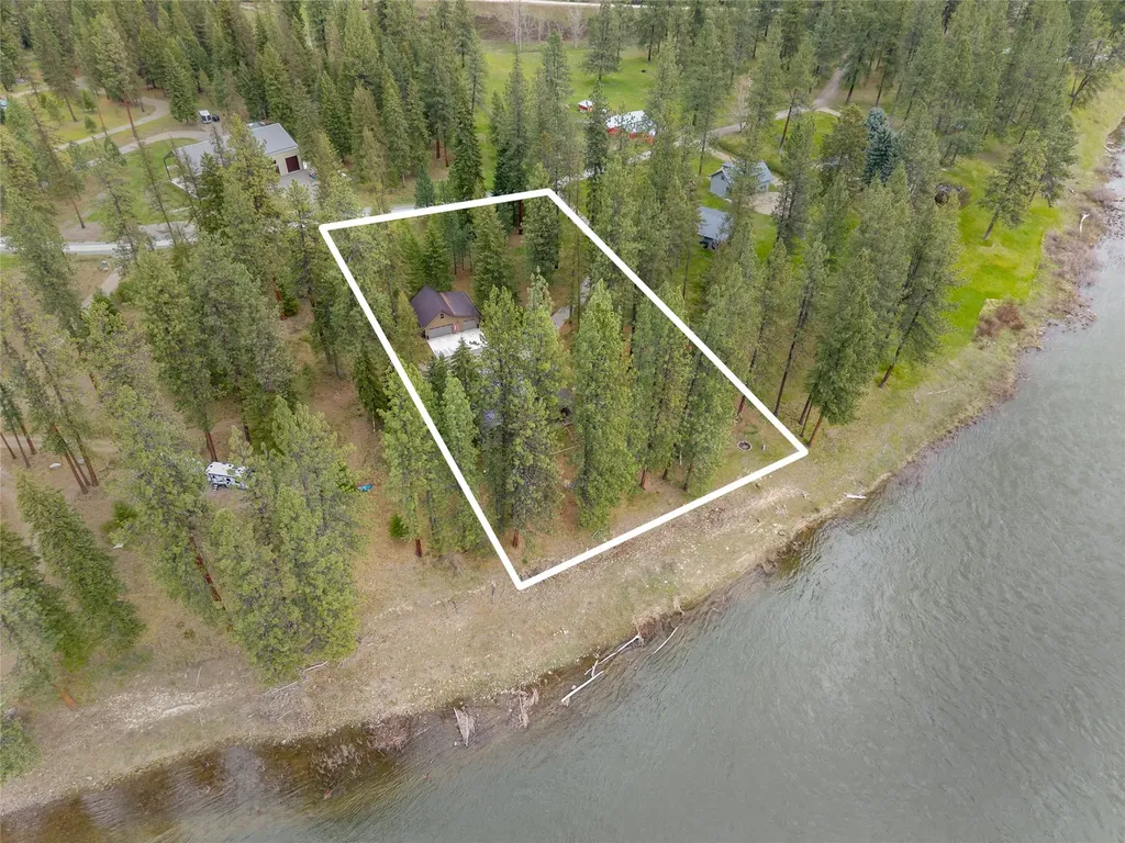 528 Quarter Circle Cross Drive St Regis MT 59866