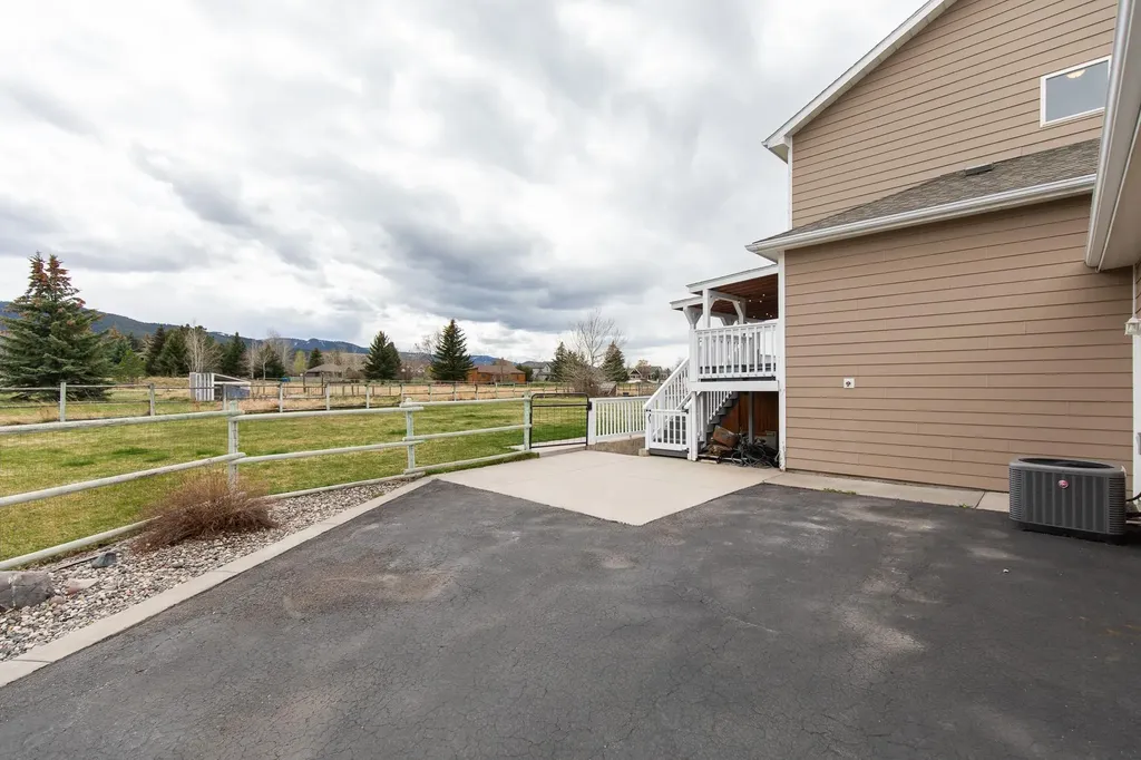 8116 Alamosa Circle Bozeman MT 59718