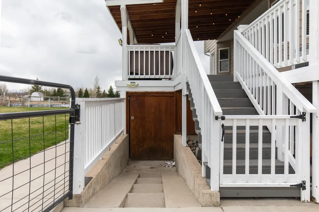 8116 Alamosa Circle Bozeman MT 59718