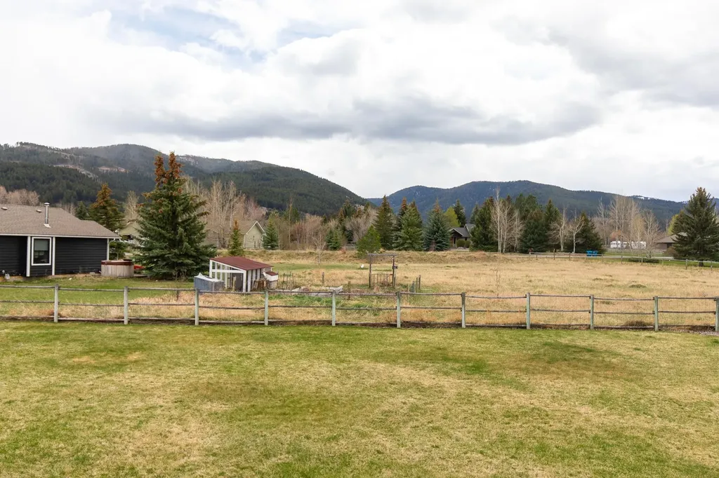 8116 Alamosa Circle Bozeman MT 59718