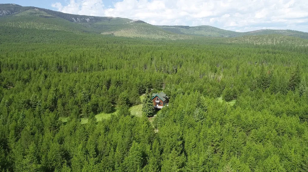 9411/9415 Lost Prairie Road Marion MT 59925