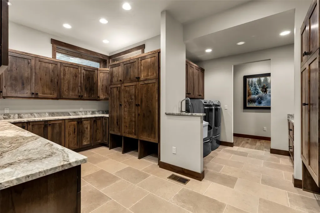 32187 Bear Grass Lane Bigfork MT 59911