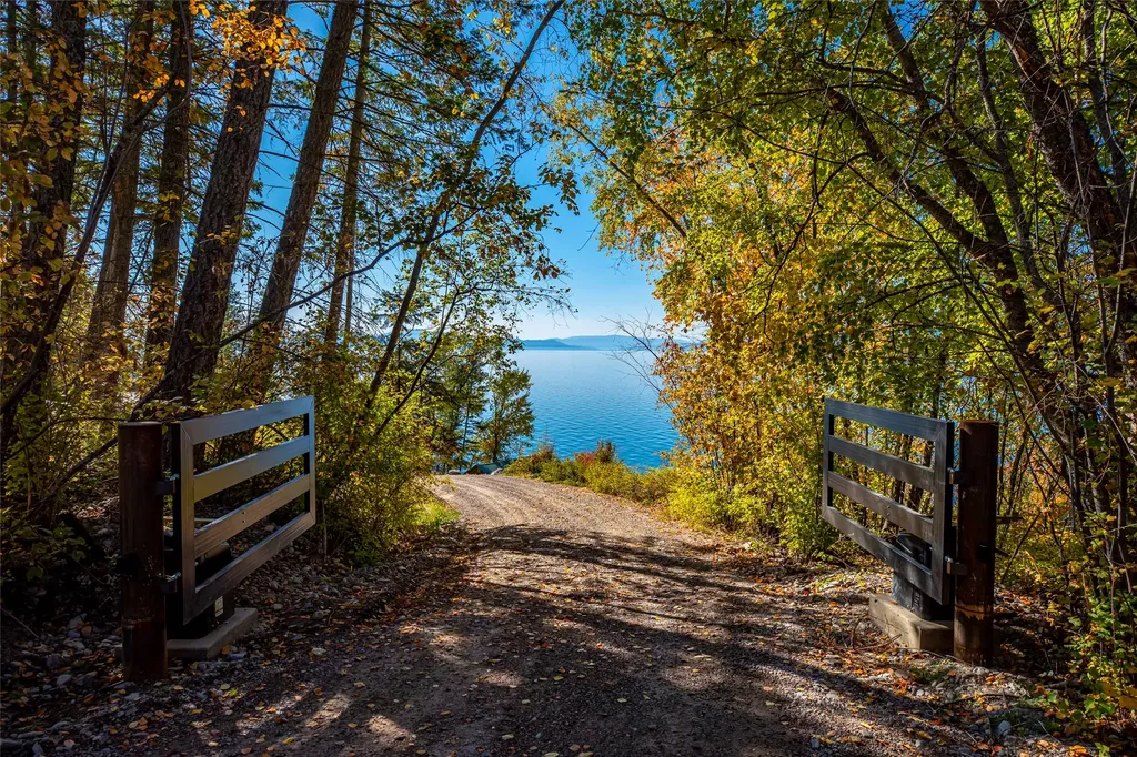 32187 Bear Grass Lane Bigfork MT 59911