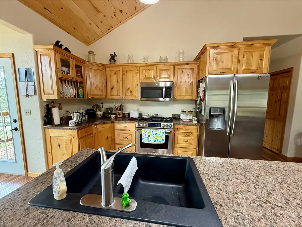 41 Blue Slide Road Trout Creek MT 59874