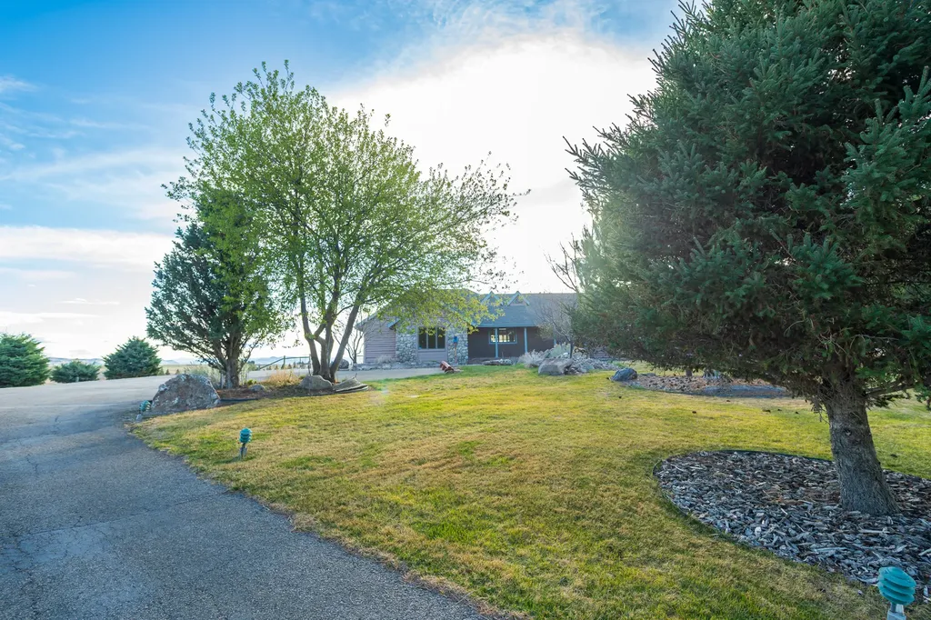 188 Fox Ridge Drive Dillon MT 59725