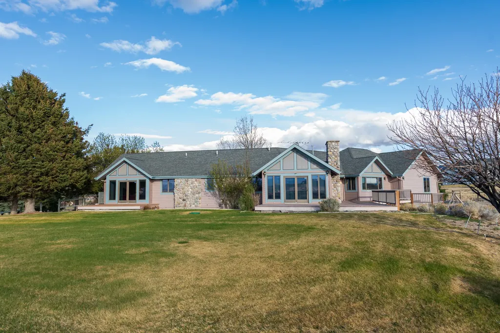 188 Fox Ridge Drive Dillon MT 59725