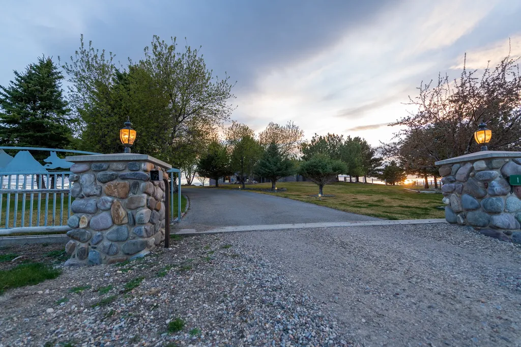 188 Fox Ridge Drive Dillon MT 59725