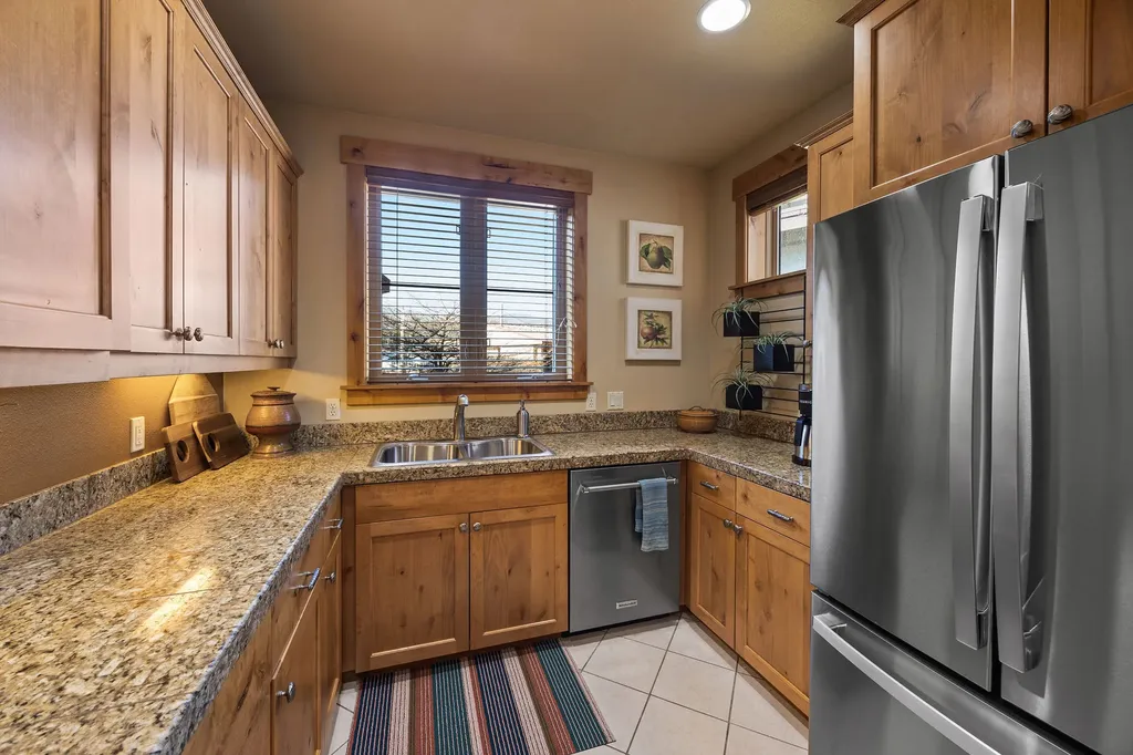 7175 Us Hwy 93 S Lakeside MT 59922