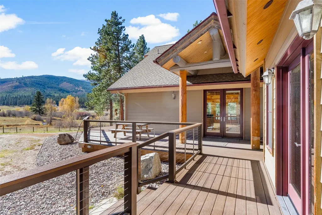 7802 Us Highway 93 S Sula MT 59871